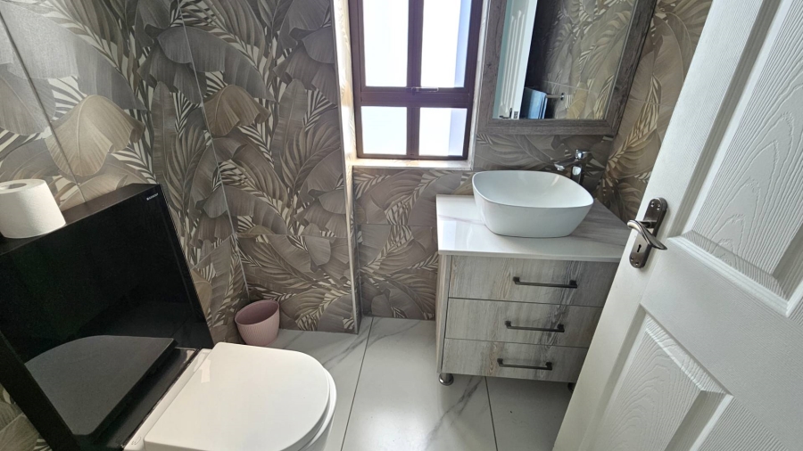 3 Bedroom Property for Sale in Estate D Afrique North West